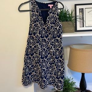 Lilly Pulitzer Sand Dollar Shift Dress Size 4